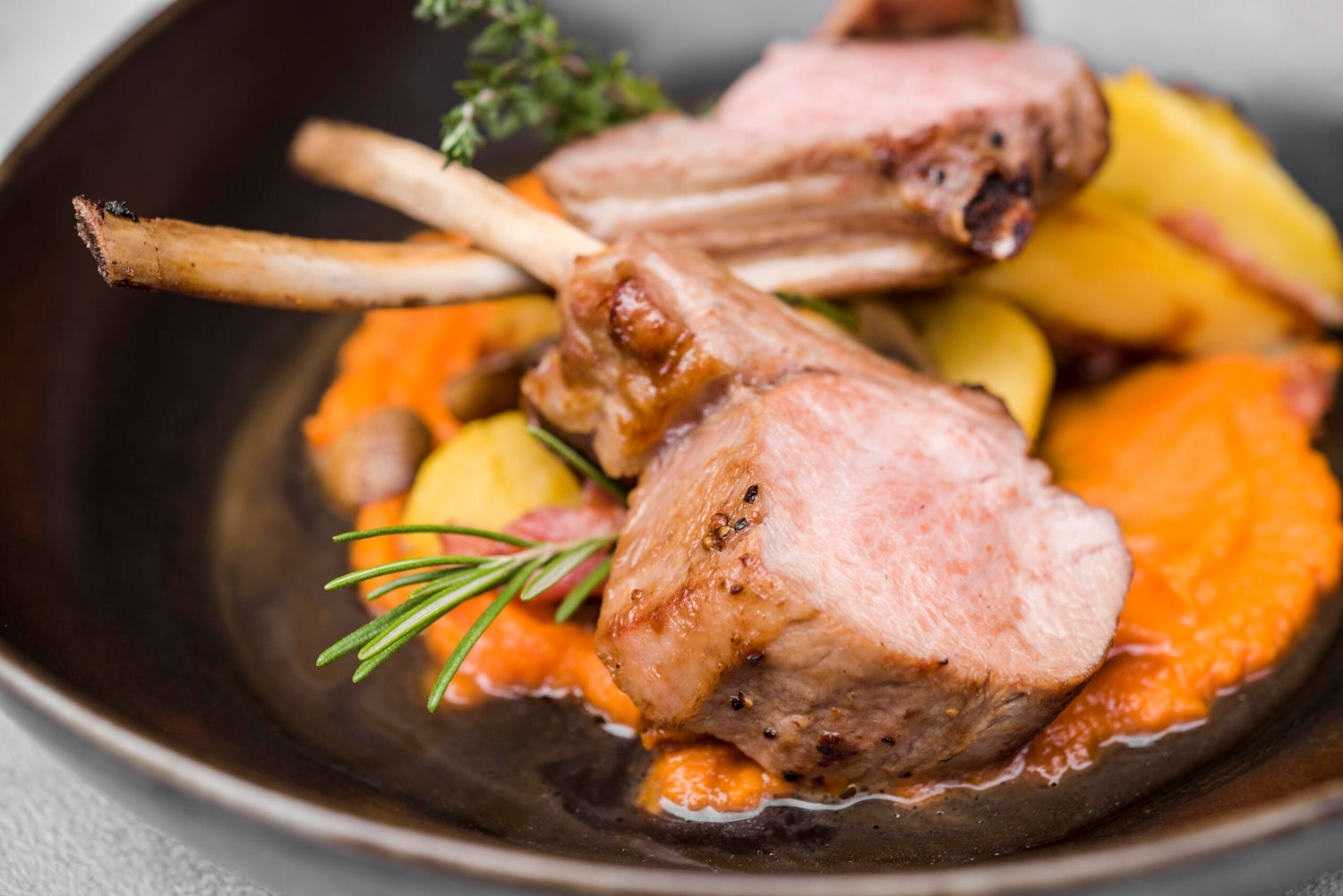 Chuletas de ternasco al horno: receta original