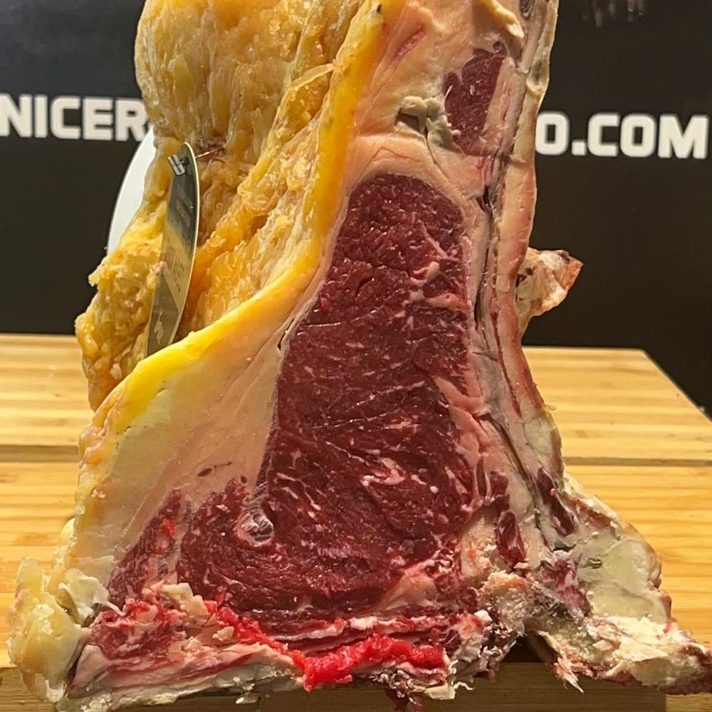 Chuleta Frisona  Nay Galicia Superior Beef+70 de Carnicería Víctor Salvo