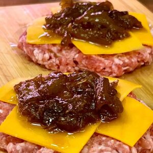 burger aragonesa con ternasco y borraja caramelizada